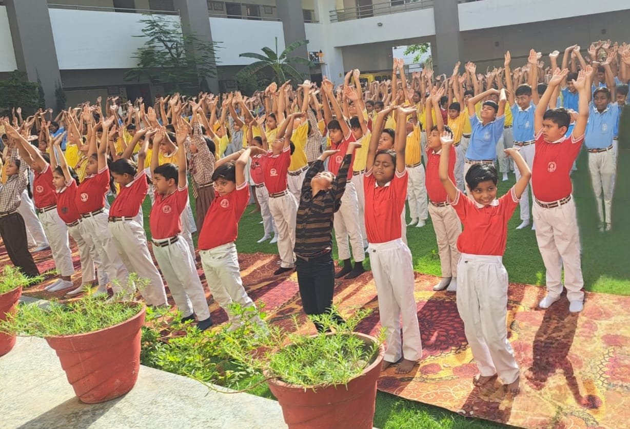 Yoga for kids : Ayushya Mandiram Rewari